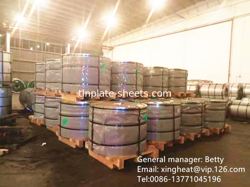 Tinplate Coil untuk Metal Packaging dengan 1.1/1.1 2.2/2.2 2.8/2.8 5.6/5.6 2.0/2.0 2.8/5.6 Lapisan Tin dan 4-8MT Berat per Paket